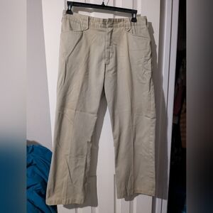 Classic Men's Khaki Chinos